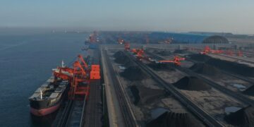 China to cap 2020 energy use at 5 billion tonnes of coal equivalent