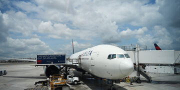 Foreign airlines to resume passenger flights to China