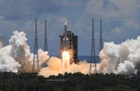China successfully launches 1st Mars probe