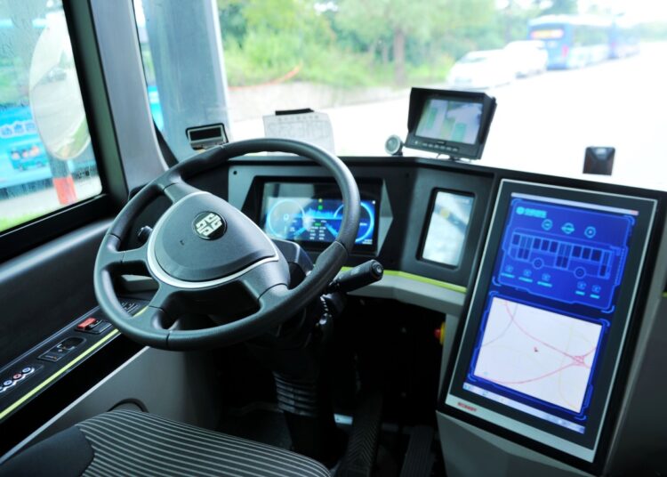 China sees in-depth integration of 5G network into various industries