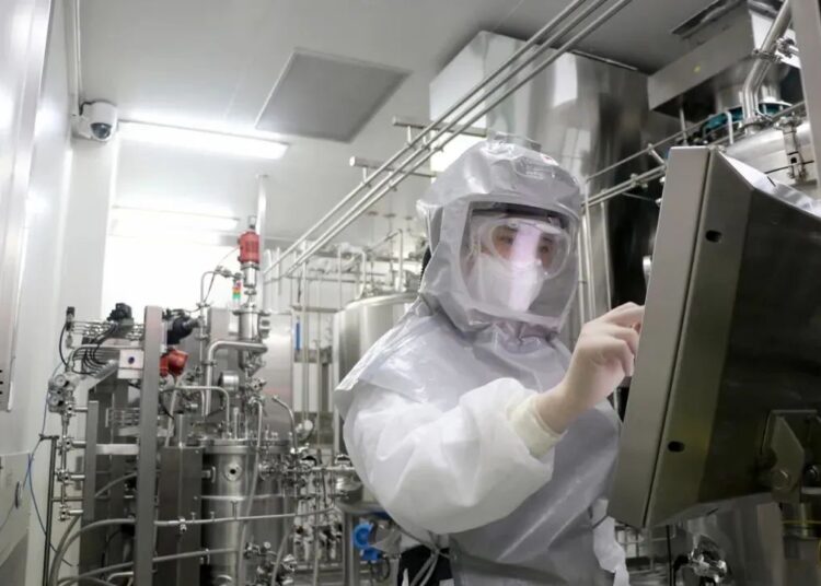 China launches urgent use of COVID-19 vaccines for 1 month