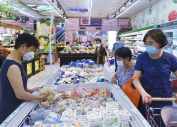 China’s retail sales return to growth in August, signaling healthy momentum