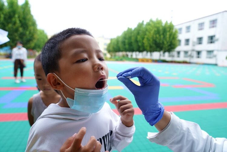 China strengthens COVID-19 testing capacity nationwide ahead of flu season