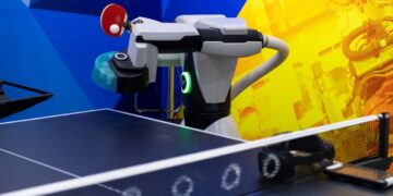 Xi encourages Chinese scientists to make sci-tech research intensive, extensive