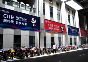 CIIE brings various delicious foods from all over the world to Chinese consumers