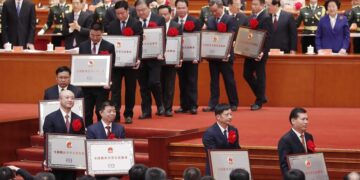 China issues white paper on poverty alleviation to share experience