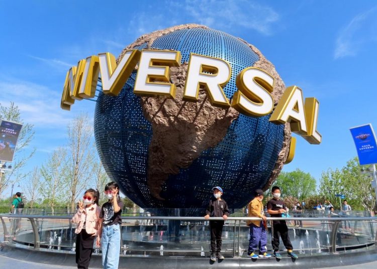 China achieves progress in building international consumption centers