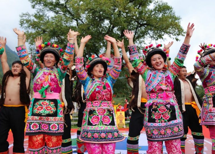 Ecotourism leads Yunnan village to prosperity