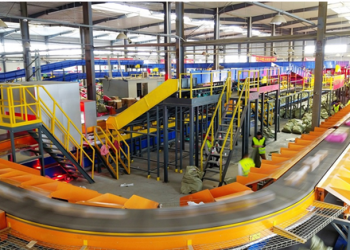 China sees rapid development of logistics equipment manufacturing