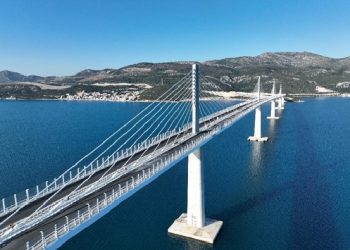 Major-country diplomacy with Chinese characteristics benefits whole world