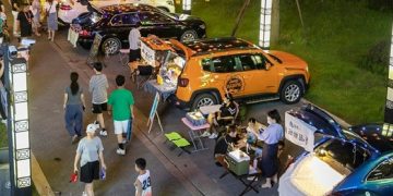 Trunk market springs up in Chinese cities