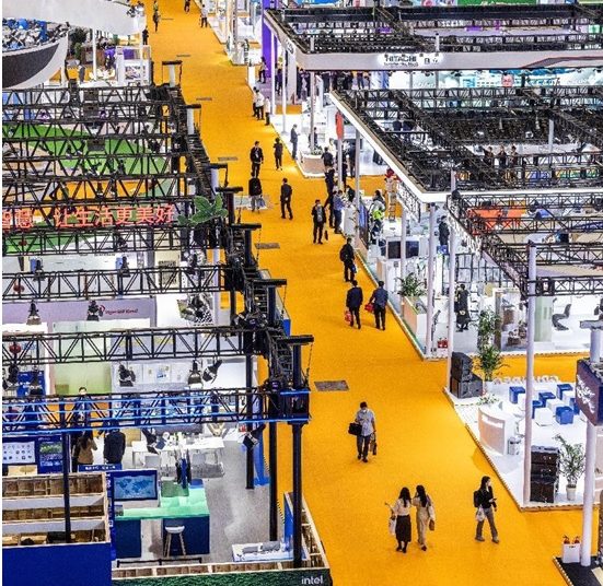 CIIE turns more exhibitors into investors