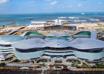 World’s largest stand-alone duty-free shopping complex opens in China