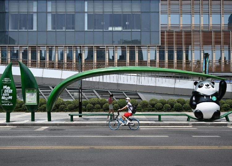 China’s Chengdu strives to build better “15-minute community life circles”