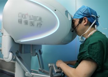 Xiushui county in E China applies surgery robots for better medical services