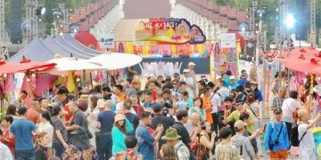 Young travelers make up majority of Chinese outbound tourists