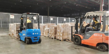 “Shuttle trucking” makes air transport more efficient