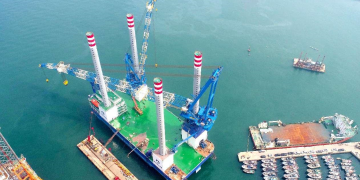 China sees rapid offshore wind power development