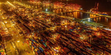 E China’s Ningbo-Zhoushan Port strives to become world-class port