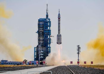 Shenzhou-17 manned spaceship successfully launched