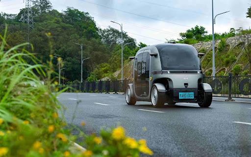 China strengthens oversight of smart vehicles for healthier industry development