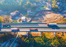 China builds world’s largest express delivery network, fueling dynamic economy