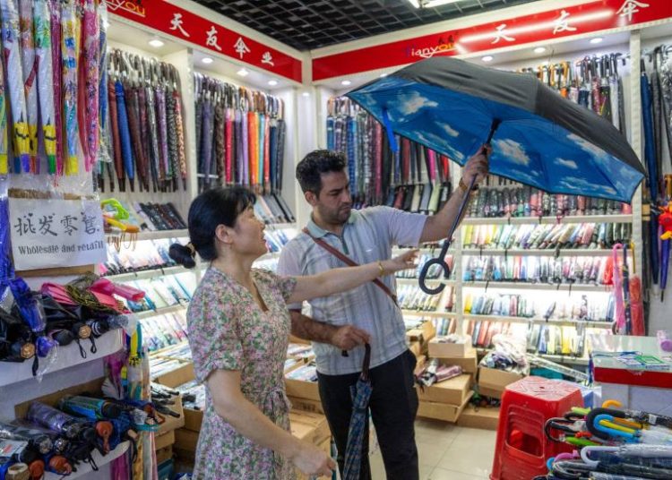 Chinese umbrella industry ascends the global value chain