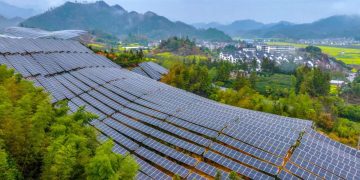 Chinese solar companies seek new engines of growth