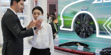 Global supply chain cooperation remains overarching trend