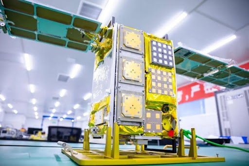 Space-based computing: bringing data centers into orbit