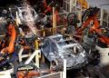 Multinational automakers extend ties with Chinese firms, affirming confidence in China’s market certainty