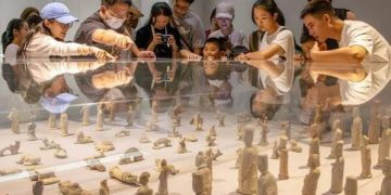 Kiln fires through millennia: Jingdezhen’s porcelain legacy shines for world