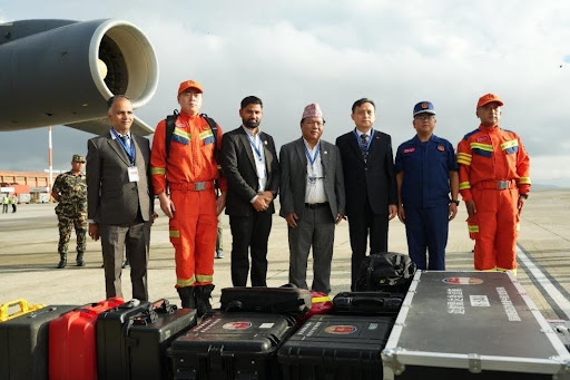 First batch of Chinese emergency relief arrives in Nepal