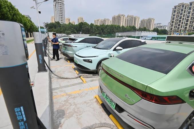 China leverages electric vehicles to stabilize the power grid